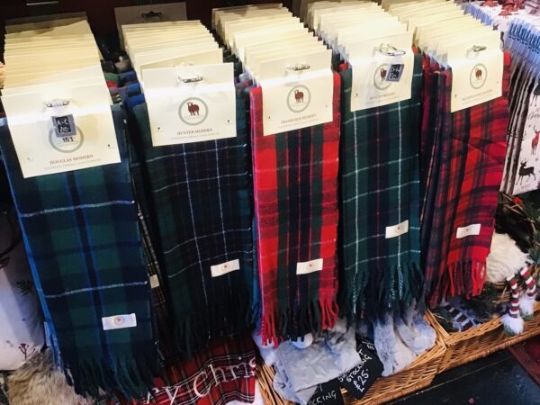 Clan Tartan Scarf 🛍